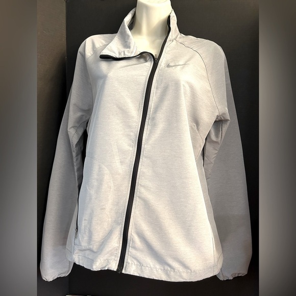 Nike Running gray swoosh Asymmetrical athletic jacket with zipper Sz-M H13 - Picture 3 of 11